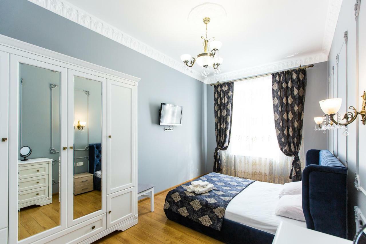 Дизайнерська Віп Квартира По Вулиці Куліша 14 Lviv Ngoại thất bức ảnh