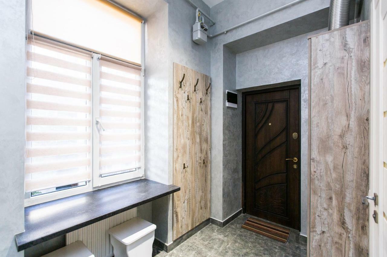 Дизайнерська Віп Квартира По Вулиці Куліша 14 Lviv Ngoại thất bức ảnh